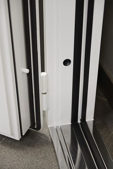 Входная дверь  